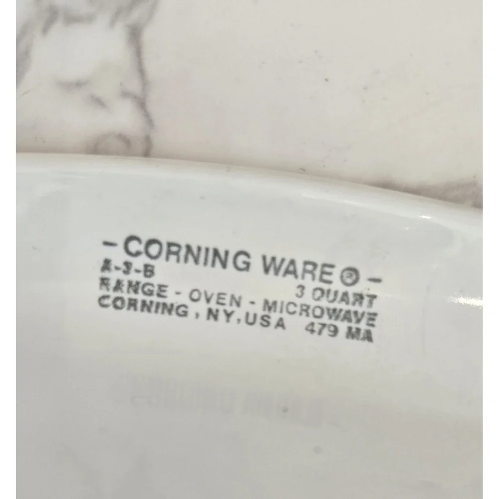 Vintage 3 Qt. Cassoral Collectable Corningware Dish With Lid Poppy Design‎